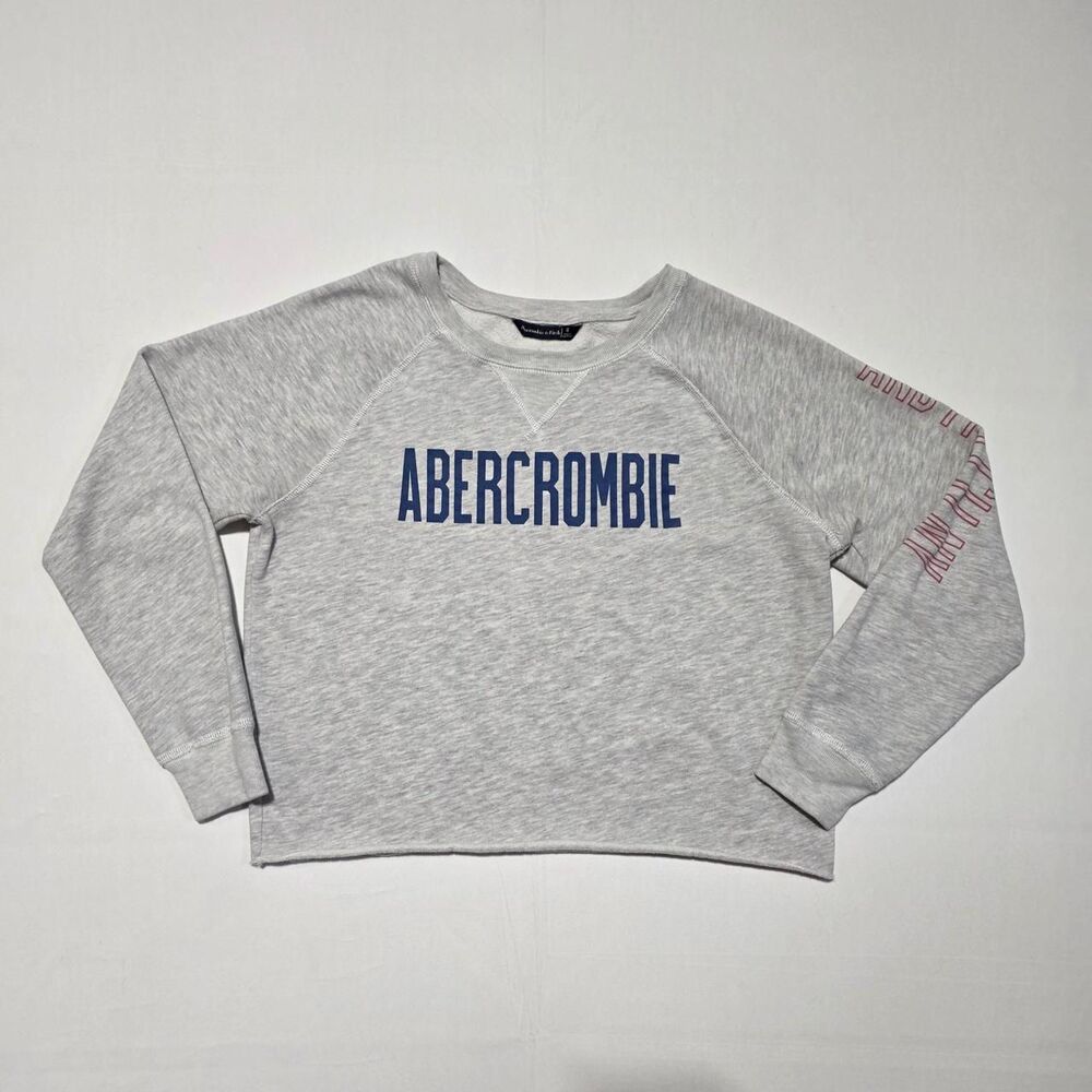 Abercrombie & Fitch heathered gray cropped sweatshirt size medium junior women